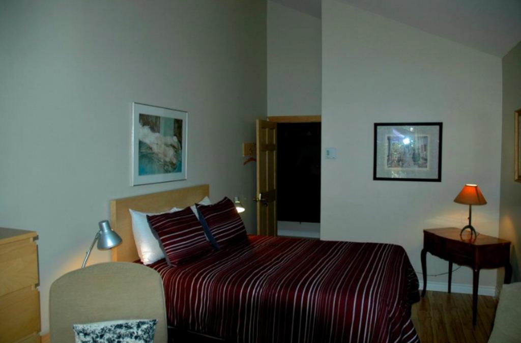 Gîte Au Pied Du Courant Mont-Laurier Chambre photo
